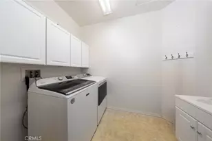 1070 Waterleaf Ct, Beaumont, CA 92223 - Photo 20