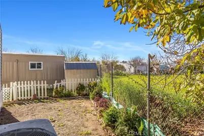 35011 Avenue E #71, Yucaipa, CA 92399 - Photo 12