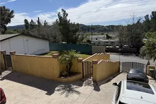 9707 Foothill, Sylmar, CA 91342 - Photo 10