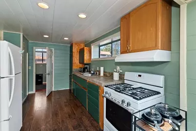 27064 Overlook, Lake Arrowhead, CA 92352 - Photo 32