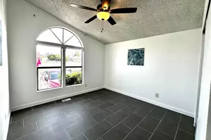 706 W Romneya Dr, Anaheim, CA 92801 - Photo 16