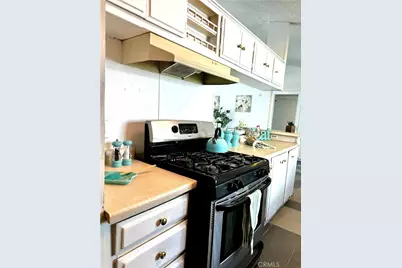 706 W. Romneya Dr., Anaheim, CA 92801 - Photo 8
