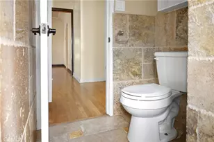 8465 San Carlos Ave, South Gate, CA 90280 - Photo 16