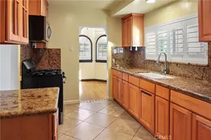 8465 San Carlos Ave, South Gate, CA 90280 - Photo 6