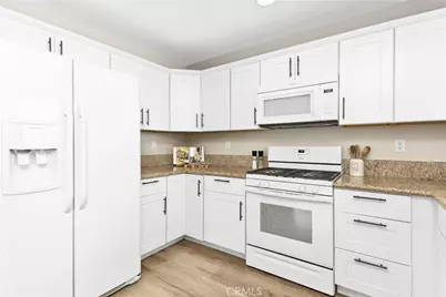 35244 Velardo Dr, Yucaipa, CA 92399 - Photo 14