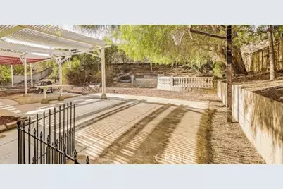 1020 La Salle Circle, Corona, CA 92879 - Photo 38