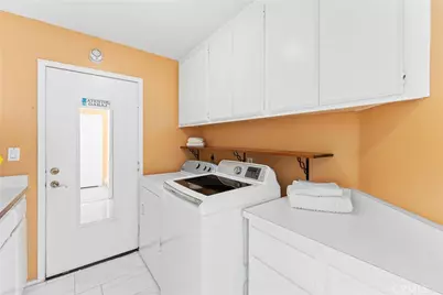 1020 La Salle Circle, Corona, CA 92879 - Photo 30