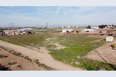 6589 Fremontia, Oak Hills, CA 92344 - Photo 4