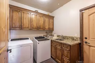 1086 Heritage, Big Bear City, CA 92314 - Photo 38