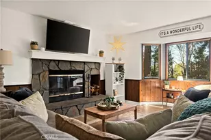 583 W Victoria Ct, Lake Arrowhead, CA 92352 - Photo 2