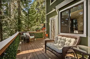 583 W Victoria Ct, Lake Arrowhead, CA 92352 - Photo 12