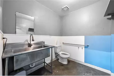 1033 W 3rd Street, San Bernardino, CA 92410 - Photo 38