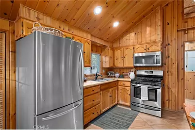 32143 West Drive, Running Springs, CA 92382 - Photo 10