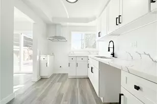 914 E 93rd St, Los Angeles, CA 90002 - Photo 6