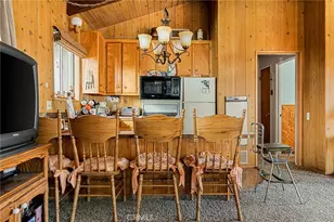 1164 Bear Springs, Rimforest, CA 92378 - Photo 6