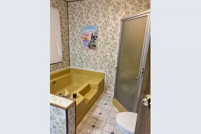 975 California #8, Calimesa, CA 92320 - Photo 14