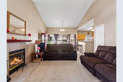 14621 Carob Street, Victorville, CA 92394 - Photo 4