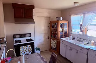 610 W Center, Pomona, CA 91768 - Photo 14