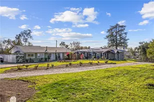 33574 Washington Dr, Yucaipa, CA 92399 - Photo 2
