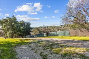 33574 Washington Dr, Yucaipa, CA 92399 - Photo 26