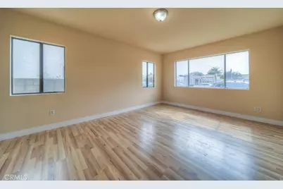 2653 Flower, Huntington Park, CA 90255 - Photo 6