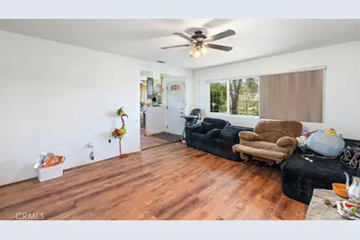 10381 Winesap, Cherry Valley, CA 92223 - Photo 12