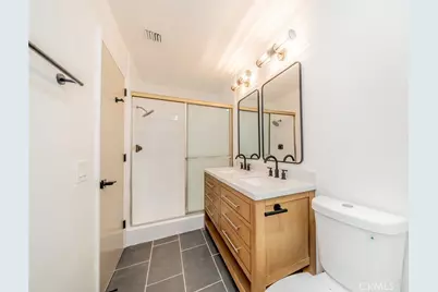 705 Dover, San Bernardino, CA 92407 - Photo 32