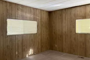 725 W Thornton Ave, Hemet, CA 92543 - Photo 18