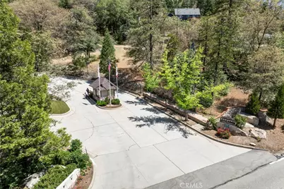 27528 Ashwood Lane, Lake Arrowhead, CA 92352 - Photo 46