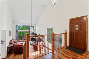 27528 Ashwood Ln, Lake Arrowhead, CA 92352 - Photo 8