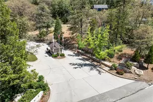 27528 Ashwood Ln, Lake Arrowhead, CA 92352 - Photo 42