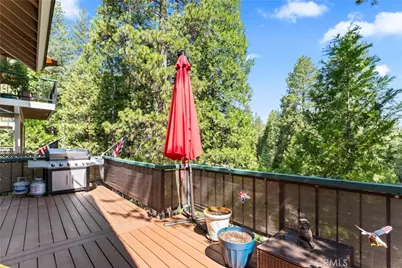 27528 Ashwood Lane, Lake Arrowhead, CA 92352 - Photo 36