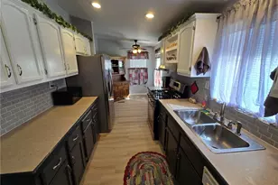 5384 Mariposa, 29 Palms MCB, CA 92277 - Photo 12