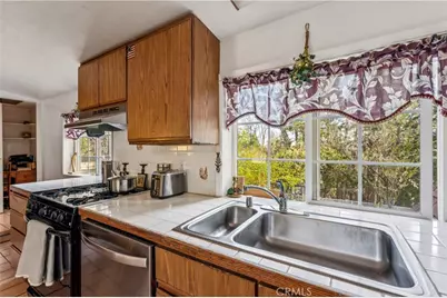 1051 Playground Drive, Crestline, CA 92325 - Photo 8