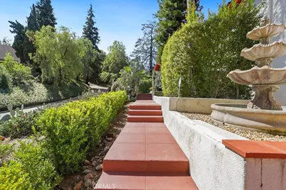 1804 Valle Vista, Redlands, CA 92373 - Photo 8