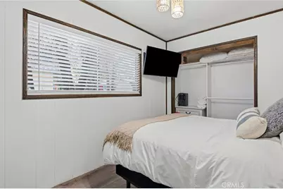 594 Los Angeles Avenue, Sugarloaf, CA 92386 - Photo 12