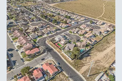 12269 Stonegate Cir, Victorville, CA 92392 - Photo 38