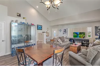 12269 Stonegate Cir, Victorville, CA 92392 - Photo 8