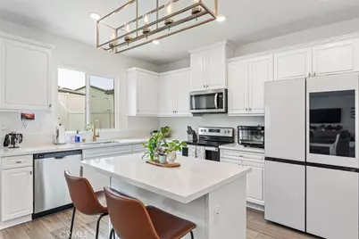 4836 Sicily Drive, Lake Elsinore, CA 92530 - Photo 16