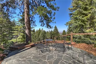 26071 Walnut Hills, Lake Arrowhead, CA 92352 - Photo 10