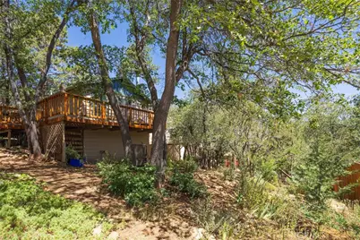 875 Santa Barbara, Sugarloaf, CA 92386 - Photo 12