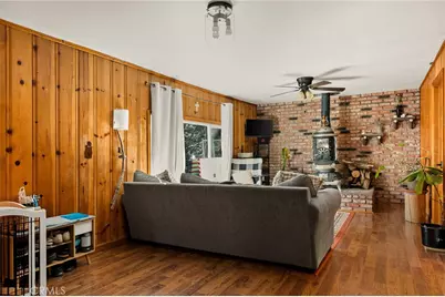 32135 West Drive, Running Springs, CA 92382 - Photo 6