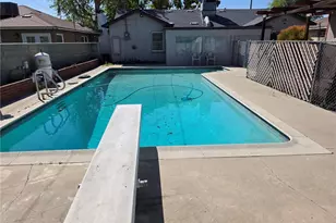 520 Country Club Ln, San Bernardino, CA 92404 - Photo 18