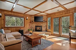 915 Trinity, Lake Arrowhead, CA 92352 - Photo 10