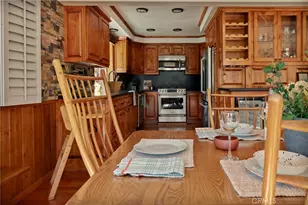 915 Trinity, Lake Arrowhead, CA 92352 - Photo 14