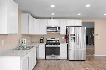 1051 Nottingham, Corona, CA 92878 - Photo 8