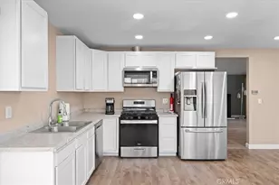 1051 Nottingham, Corona, CA 92878 - Photo 8