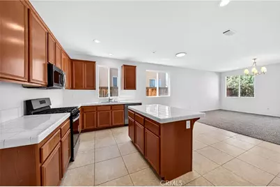 14166 Dry Creek Street, Hesperia, CA 92345 - Photo 18