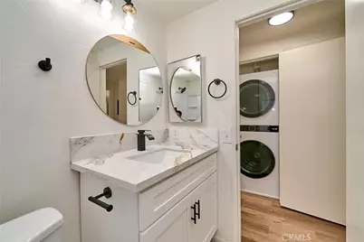 720 W 4th #305, Long Beach, CA 90802 - Photo 18