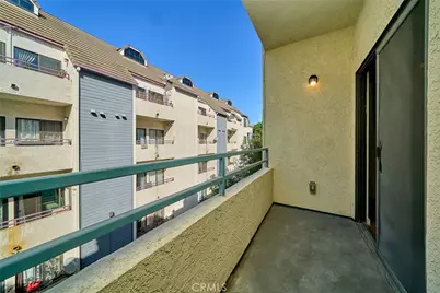 720 W 4th #305, Long Beach, CA 90802 - Photo 28